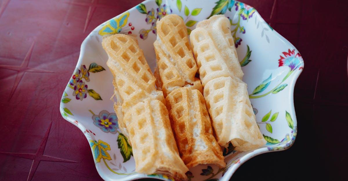 découvrez une délicieuse recette de bar cuit au four, savamment assaisonné et accompagné d'ingrédients frais. idéal pour un repas sain et savoureux qui plaira à toute la famille.