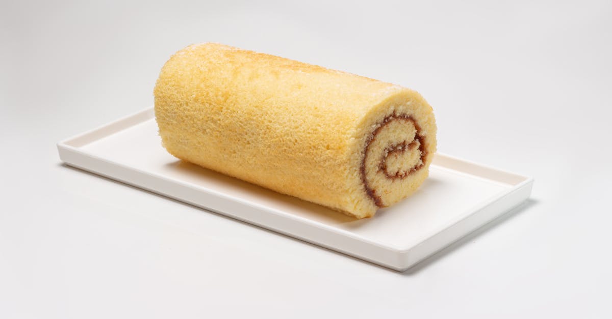 découvrez les techniques de pâtisserie essentielles pour maîtriser l'art de la cuisson. que vous soyez débutant ou boulanger expérimenté, apprenez à réaliser des douceurs parfaitement croustillantes et moelleuses grâce à nos conseils pratiques et astuces. transformez votre cuisine en un véritable boulanger grâce à nos techniques de cuisson innovantes.