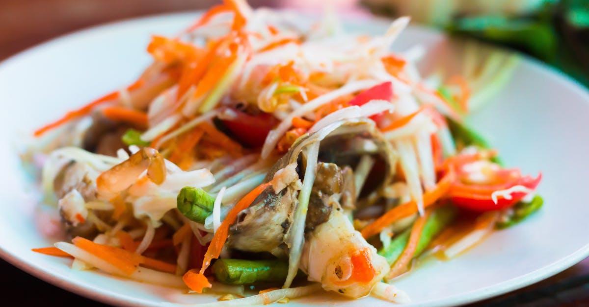 découvrez notre délicieuse recette de salade de haricots, un plat plein de couleurs et de saveurs. parfaite pour une entrée légère ou un accompagnement nutritif, cette salade est riche en protéines et en fibres. facile à préparer, elle ravira vos invités lors de vos repas estivaux.