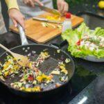 découvrez les meilleures techniques de cuisine pour améliorer vos compétences culinaires. apprenez des méthodes essentielles et des astuces professionnelles pour préparer des plats savoureux et réussir toutes vos recettes.