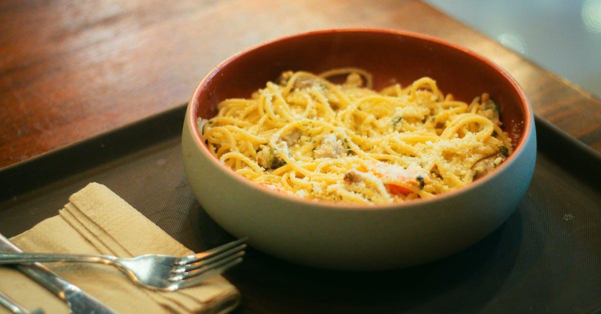 découvrez notre recette de spaghetti crémeux qui ravira vos papilles. préparé avec des ingrédients frais et savoureux, ce plat onctueux est parfait pour un dîner en famille ou entre amis. suivez nos conseils pour réussir cette délicieuse recette italien !