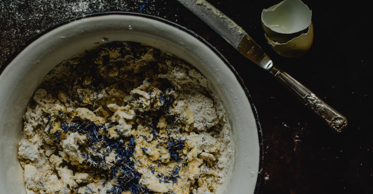 découvrez les bienfaits des blancs d'œufs pour votre santé et votre cuisine. riches en protéines et pauvres en calories, ils sont parfaits pour vos recettes saines et légères. apprenez à les utiliser dans vos plats préférés et à les intégrer dans votre alimentation quotidienne.