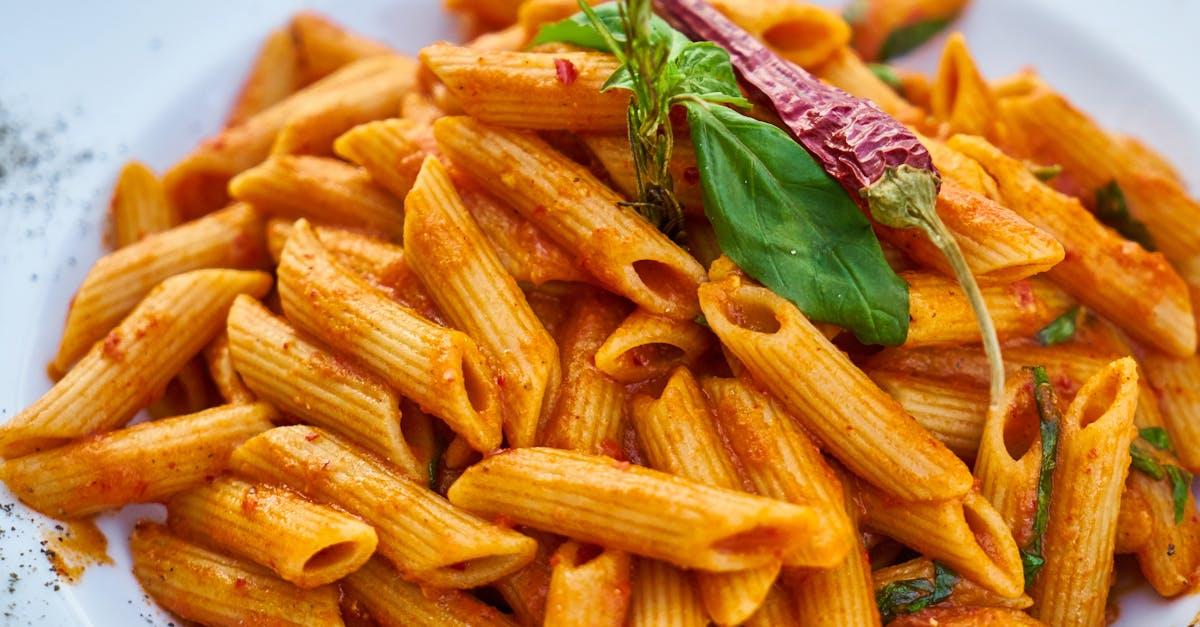 découvrez notre recette de sauce tomate épicée maison, un mélange savoureux tomates fraîches et épices, parfaite pour rehausser vos plats préférés. facile à préparer, cette sauce apportera une touche de chaleur et de goût à vos pâtes, pizzas et plats mijotés.