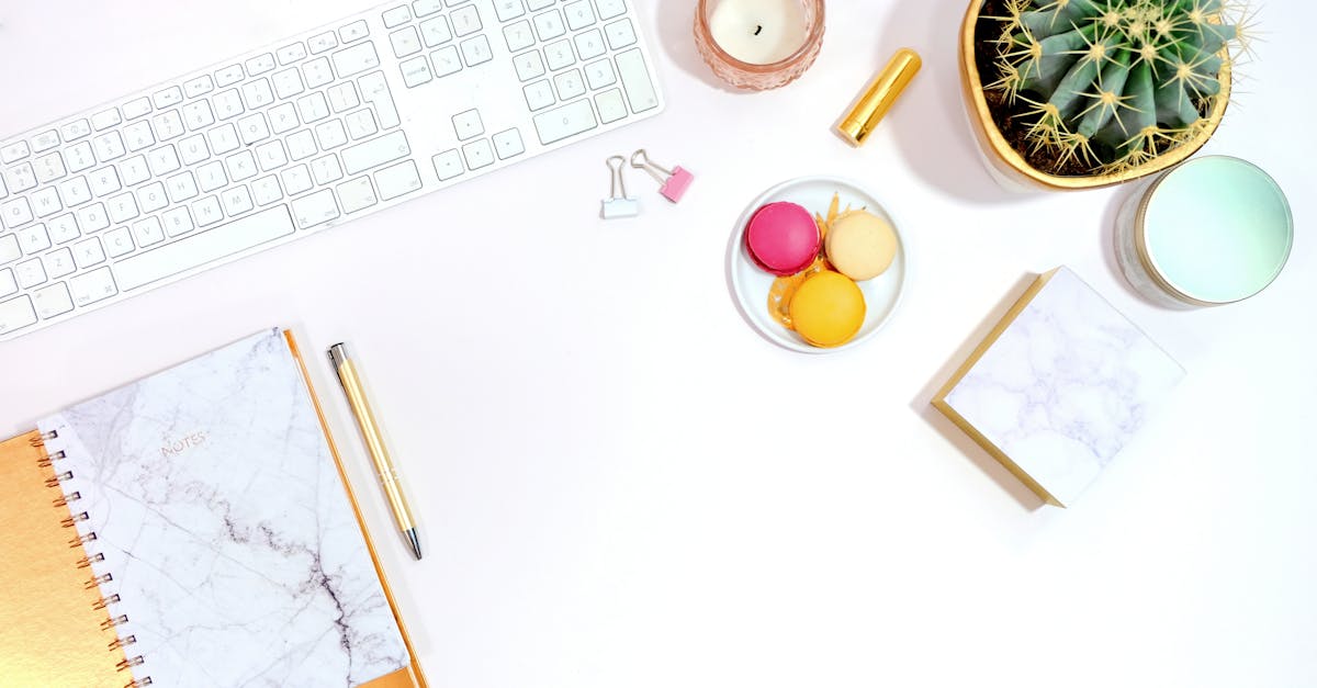 découvrez l'art délicat des macarons, ces douceurs françaises aux couleurs vibrantes et aux saveurs irrésistibles. parfaits pour toutes les occasions, explorez des recettes, des astuces et des conseils pour réaliser vos propres macarons à la maison.