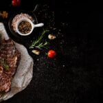 découvrez les secrets de la cuisson de la viande rouge : techniques, conseils et recettes pour savourer des plats savoureux et parfaitement cuits. apprenez à maîtriser les différentes méthodes de cuisson pour sublimer vos morceaux de bœuf, agneau et porc.