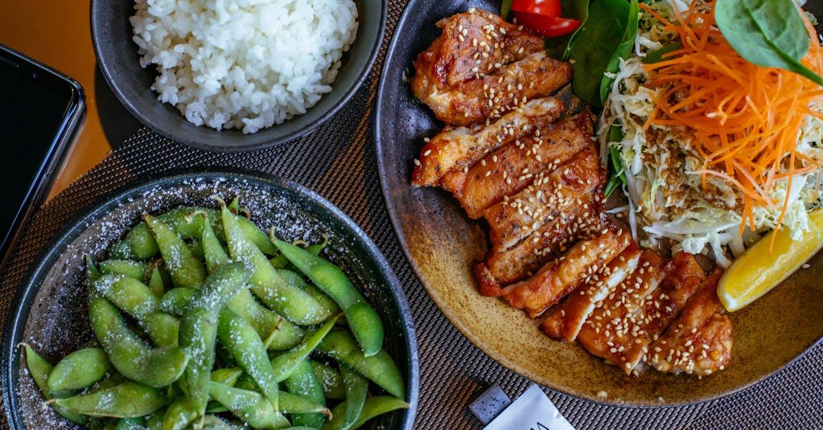 découvrez notre délicieuse recette de salade de riz, un plat rafraîchissant et nutritif, parfait pour les pique-niques ou les repas légers. un mélange savoureux de légumes frais, de riz tendre et d'assaisonnements savants qui ravira vos papilles. idéal pour les végétariens et facile à préparer, cette salade est une entrée ou un accompagnement parfait pour toutes vos occasions.