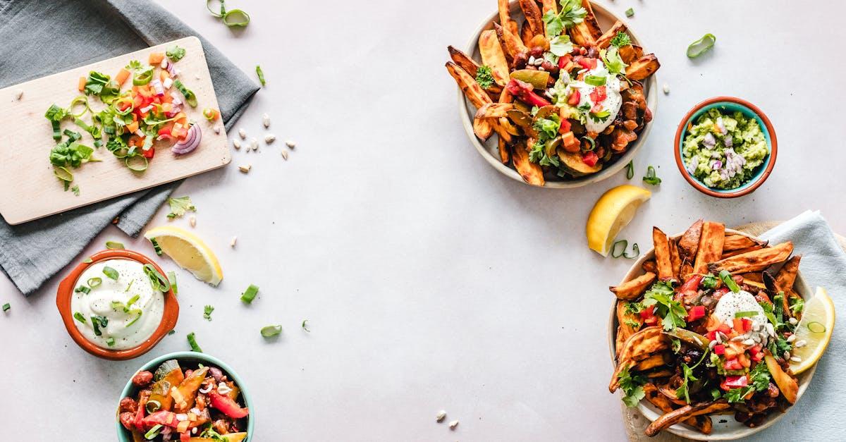 découvrez des conseils pratiques pour préparer des salades délicieuses et saines. apprenez à associer les ingrédients, à équilibrer les saveurs et à créer des présentations attrayantes qui raviront vos convives.
