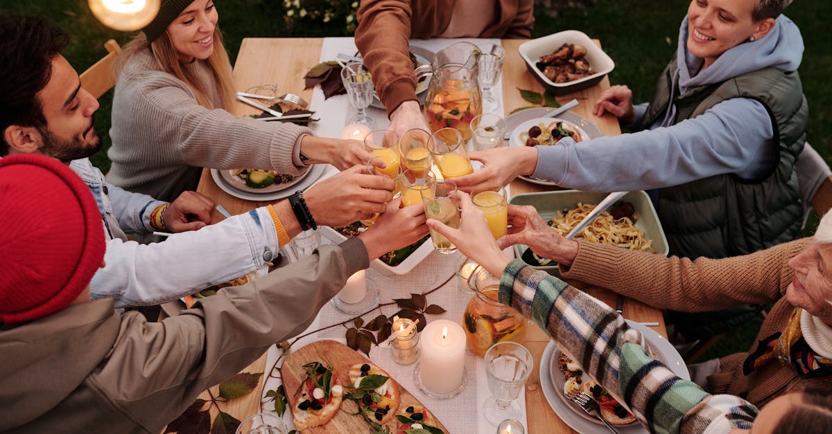 découvrez des conseils pratiques pour préparer des salades délicieuses et équilibrées. apprenez à choisir les meilleurs ingrédients, à assaisonner vos plats et à varier les recettes pour des repas sains et savoureux.