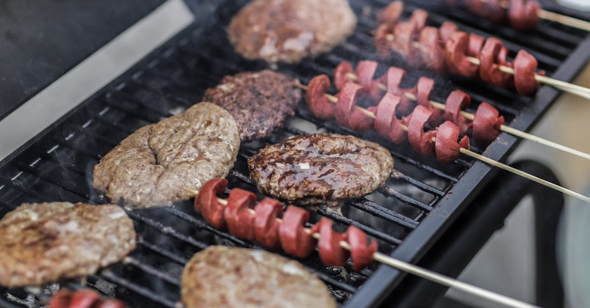 découvrez notre sélection de saucisses savoureuses, élaborées avec des ingrédients de qualité. parfaites pour vos repas, barbecues ou en-cas, nos saucisses raviront les amateurs de charcuterie. explorez des recettes uniques et des conseils de préparation pour savourer chaque bouchée.