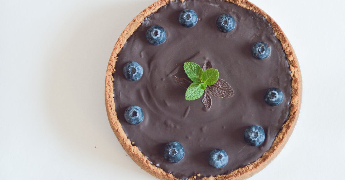 découvrez notre délicieuse recette de pâte à tarte, parfaite pour vos desserts et plats salés. facile à préparer, elle apportera une texture croustillante et fondante à toutes vos créations culinaires.