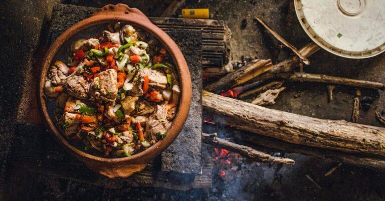 découvrez l'art du slow cooking, une méthode de cuisson lente qui préserve les saveurs et les nutriments. apprenez à préparer des plats savoureux et réconfortants avec des ingrédients simples, tout en profitant d'une alimentation saine et équilibrée.