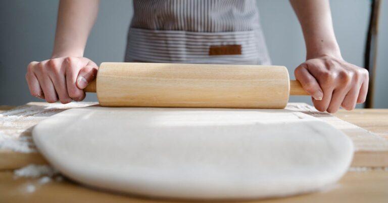découvrez l'art de la fermentation avec notre guide sur le pain au levain. apprenez des techniques simples pour préparer ce délice au goût rustique, avec des conseils sur les ingrédients, le temps de levée et la cuisson. idéal pour les boulangers amateurs souhaitant réaliser un pain savoureux et croustillant.