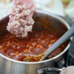 découvrez notre savoureuse recette de ragoût de veau, un plat réconfortant et riche en saveurs. préparez une délicieuse combinaison de viande tendre, de légumes frais et d'épices parfumées pour régaler vos invités. parfait pour un dîner en famille ou une occasion spéciale.