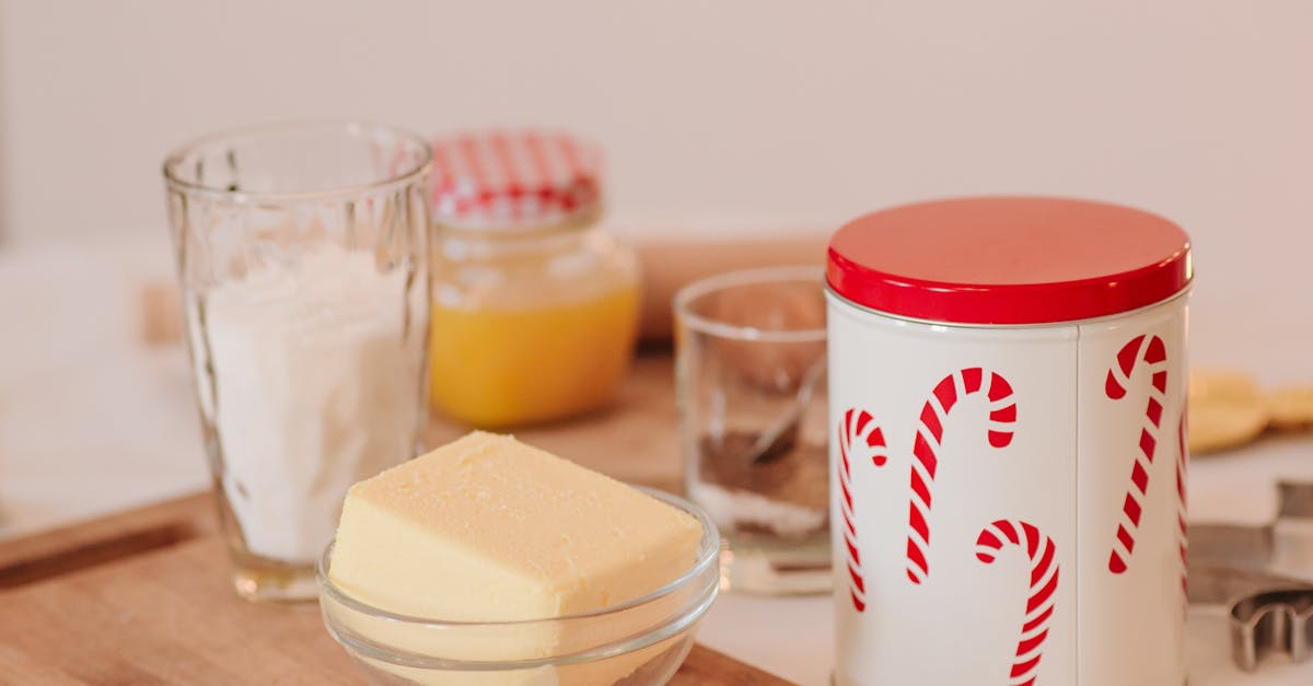 découvrez notre recette délicieuse de cookies au beurre et parmesan, alliant la douceur du beurre à la saveur salée du parmesan pour une expérience culinaire unique. parfaits pour l'apéritif ou comme en-cas savoureux, ces biscuits croustillants raviront vos papilles !