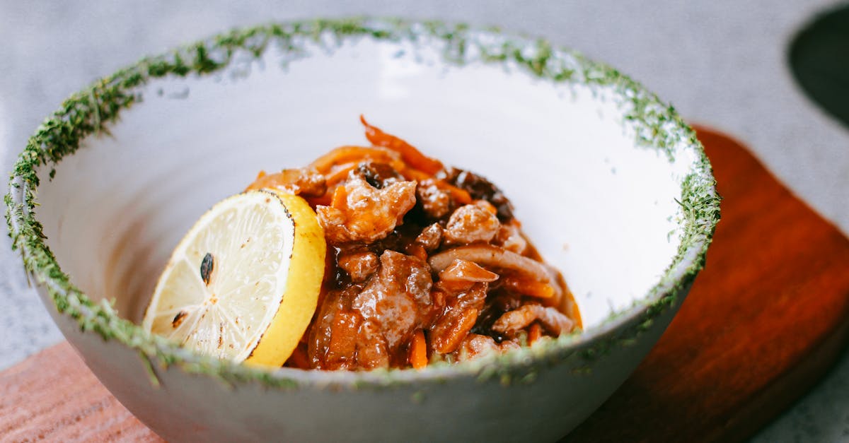 découvrez une délicieuse recette de poulet facile à préparer, parfaite pour tous les amateurs de cuisine. savourez des saveurs irrésistibles et impressionnez vos invités avec ce plat savoureux, idéal pour un dîner en famille ou entre amis.