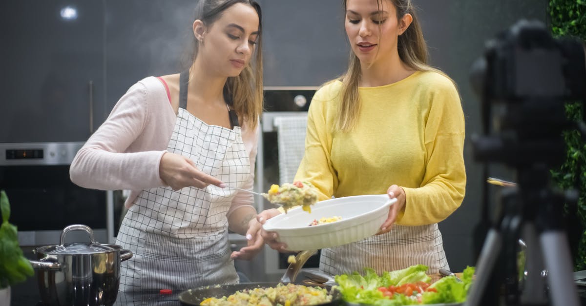 découvrez des techniques simples et efficaces pour cuire à la vapeur vos légumes préférés. préservez les nutriments et les saveurs tout en préparant des plats sains et délicieux grâce à nos conseils et astuces sur la cuisson à la vapeur.