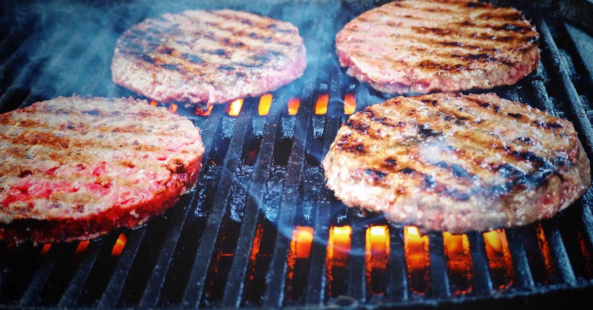 découvrez tout ce que vous devez savoir sur le bœuf : recettes savoureuses, conseils de cuisson et informations nutritionnelles pour savourer cette viande sous toutes ses formes.