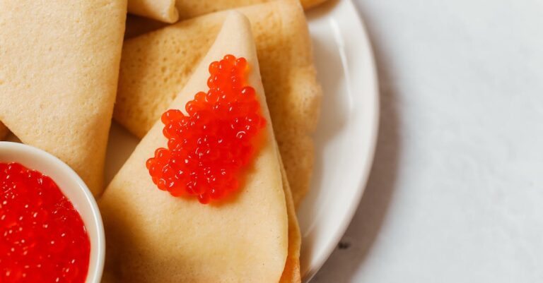 découvrez nos délicieuses recettes de blinis, ces petites crêpes russes légères et savoureuses. parfaits en apéritif ou comme accompagnement, nos blinis sont faciles à préparer et idéaux pour impressionner vos invités lors de vos repas.