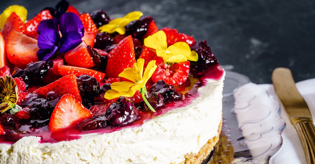 découvrez notre délicieux cheesecake, un dessert crémeux et savoureux, parfait pour toutes les occasions. fabriqué avec des ingrédients frais et de qualité, ce classique de la pâtisserie saura ravir vos papilles et celles de vos convives.