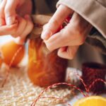 découvrez la délicieuse marmelade d'orange, un mélange parfait d'agrumes sucrés et acidulés, idéale pour tartiner sur vos toasts ou accompagner vos desserts. savourez chaque cuillerée de ce délice fruité fait maison!