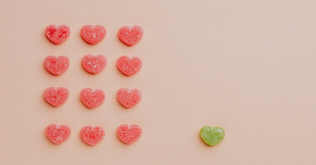 découvrez notre délicieuse gelée de coing, une douceur fruitée qui captive les papilles. préparée à partir de coings mûrs et savoureux, cette gelée est parfaite pour vos tartines, desserts ou même comme accompagnement de plats salés. amenez une touche de saveur naturelle à votre table avec notre gelée artisanale de qualité.