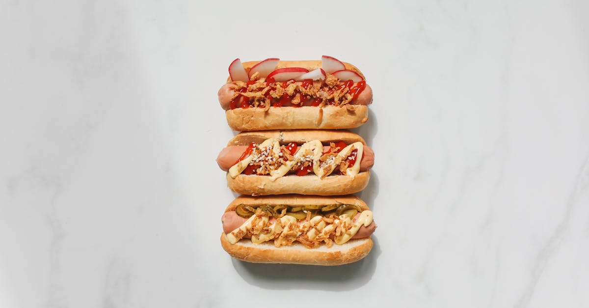 découvrez notre sélection de saucisses savoureuses, alliant qualité et tradition. parfaites pour vos grillades, plats mijotés ou apéros entre amis, nos saucisses raviront les papilles des petits et des grands.