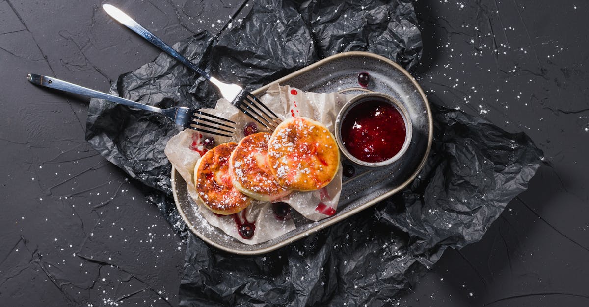 découvrez l'art du soufflé, ce plat aérien et délicat qui enchante les papilles. apprenez à réaliser un soufflé parfait, qu'il soit sucré ou salé, et impressionnez vos invités avec des recettes simples et des astuces professionnelles.