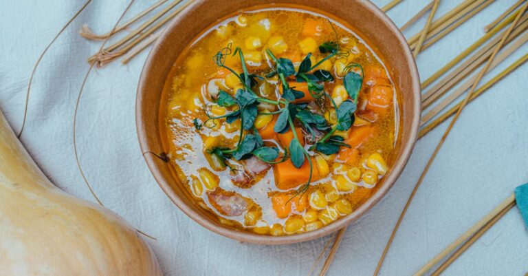 découvrez nos délicieuses recettes de stew, un plat réconfortant qui rassemble légumes, viandes et épices pour une expérience culinaire savoureuse. parfait pour vos repas en famille ou entre amis, le stew vous promet chaleur et convivialité à chaque bouchée.