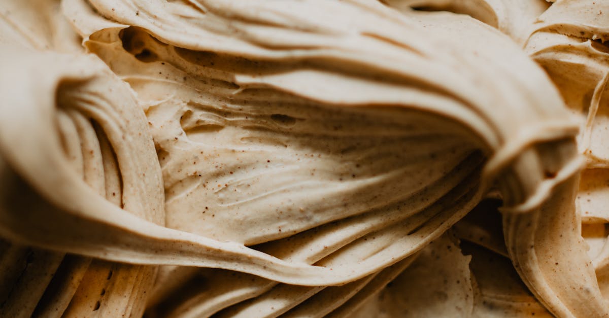 découvrez notre délicieuse crème à la vanille, une douce indulgence qui ajoute une touche savoureuse à vos desserts et pâtisseries. élaborée avec des ingrédients de qualité, cette crème onctueuse est parfaite pour rehausser vos recettes et ravir vos papilles.