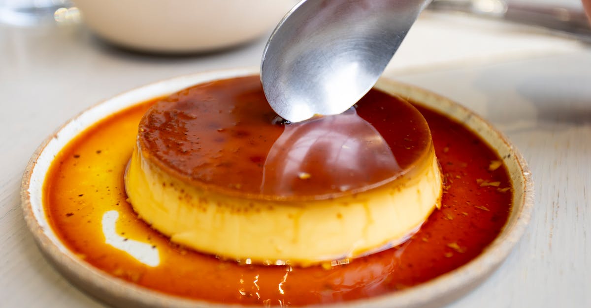 découvrez notre recette irrésistible de pudding à la pomme et au caramel : un dessert gourmand, fondant et facile à réaliser, idéal pour régaler toute la famille.