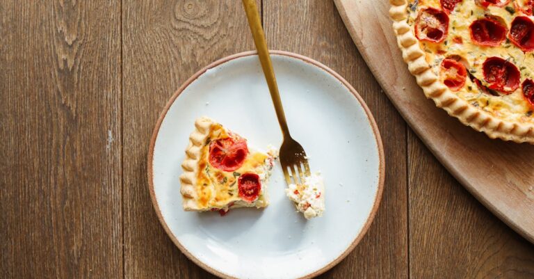 découvrez la cheese tart, une délicieuse tarte au fromage à la texture fondante et à la saveur douce. facile à préparer, parfaite pour le dessert ou le goûter. recette, astuces et conseils pour réussir votre cheese tart maison.