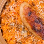 découvrez notre délicieuse recette de risotto au poulet, un plat crémeux et savoureux qui allie le goût tendre du poulet à la richesse du risotto. parfait pour un dîner réconfortant, cette préparation facile ravira vos papilles et celles de vos convives.