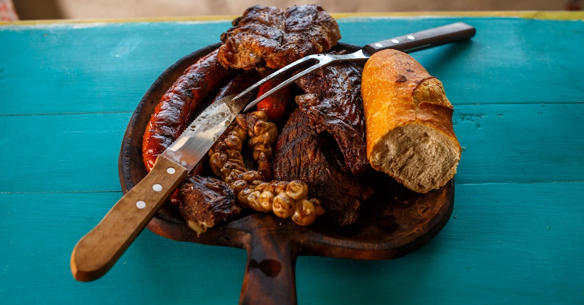 découvrez le chorizo : saucisson espagnol épicé, doux ou fort, idées recettes, origines, conseils de dégustation et d’achat pour sublimer vos plats.