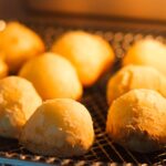 découvrez notre pain sans gluten moelleux et savoureux, idéal pour les personnes intolérantes ou soucieuses de leur bien-être. profitez d’une alternative saine au pain traditionnel, réalisée avec des ingrédients naturels et goûteux.