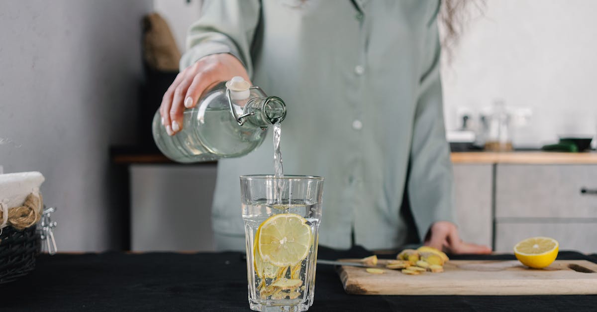 découvrez notre délicieuse confiture au citron, préparée avec des ingrédients naturels pour un goût frais et acidulé parfait sur vos tartines, yaourts ou pâtisseries.