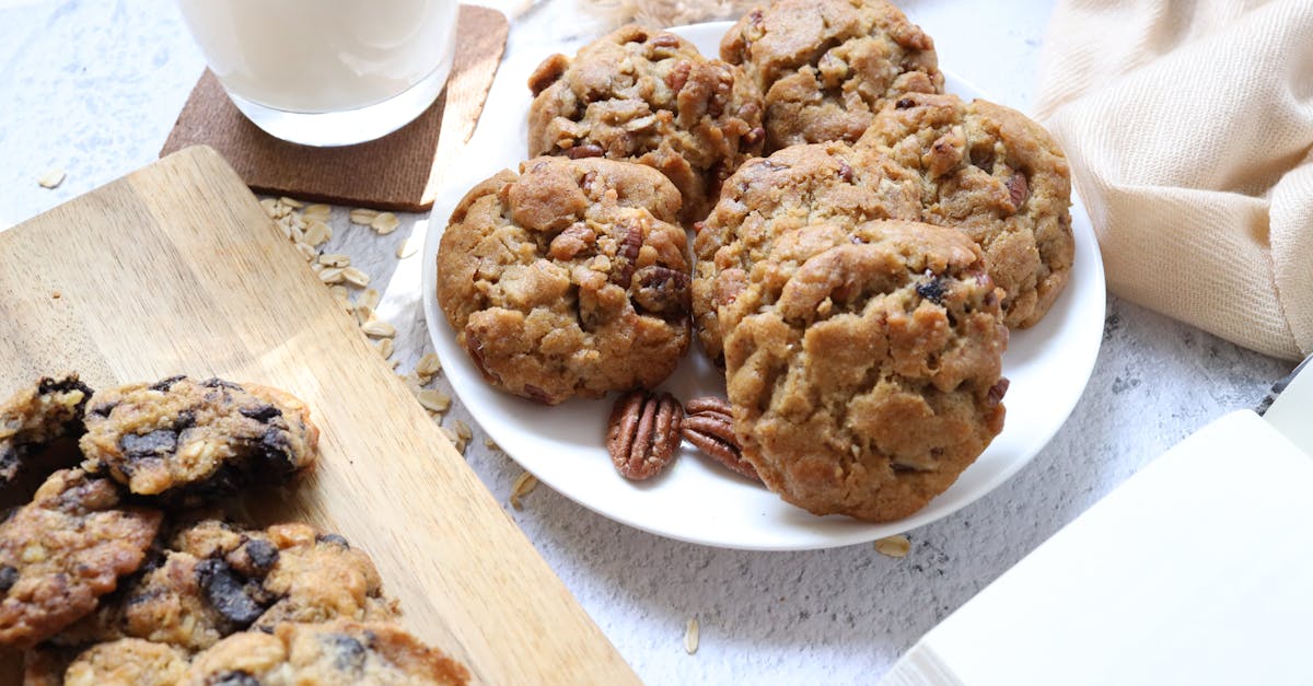 découvrez notre délicieuse recette de biscuits à l'avoine : des cookies moelleux et gourmands, parfaits pour une pause sucrée saine et savoureuse. faciles à préparer, ils raviront petits et grands !