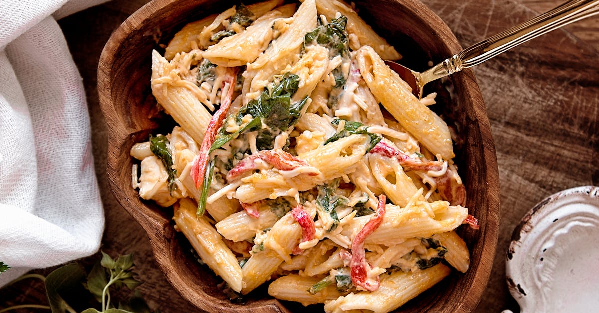 découvrez l'univers savoureux des pâtes : recettes variées, astuces de cuisson et conseils pour choisir les meilleurs ingrédients afin de réussir tous vos plats de pasta.