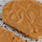 découvrez tout ce qu'il faut savoir sur le beurre de cacahuète : ses bienfaits, ses usages en cuisine et des conseils pour choisir le meilleur produit adapté à vos envies.