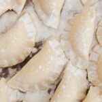 découvrez notre délicieuse recette de courgettes farcies, un plat savoureux et facile à préparer. parfait pour un repas équilibré et plein de saveurs !