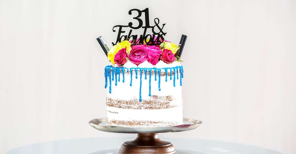 découvrez notre délicieuse recette de gâteau à la vanille, moelleux et facile à préparer, idéale pour toutes les occasions gourmandes. parfait pour un dessert léger ou un goûter raffiné !