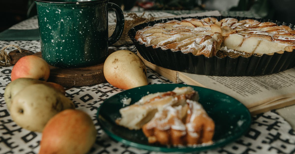 découvrez notre délicieuse recette de tarte crumble aux pommes, un dessert gourmand alliant fondant de pommes fraîches et croustillant de crumble. facile à réaliser, idéale pour régaler toute la famille !