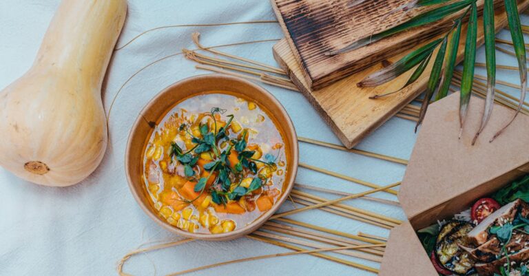 découvrez une délicieuse recette de soupe butternut, onctueuse et réconfortante, idéale pour les soirées d'automne et d'hiver. facile à préparer, savoureuse et saine, parfaite pour toute la famille.