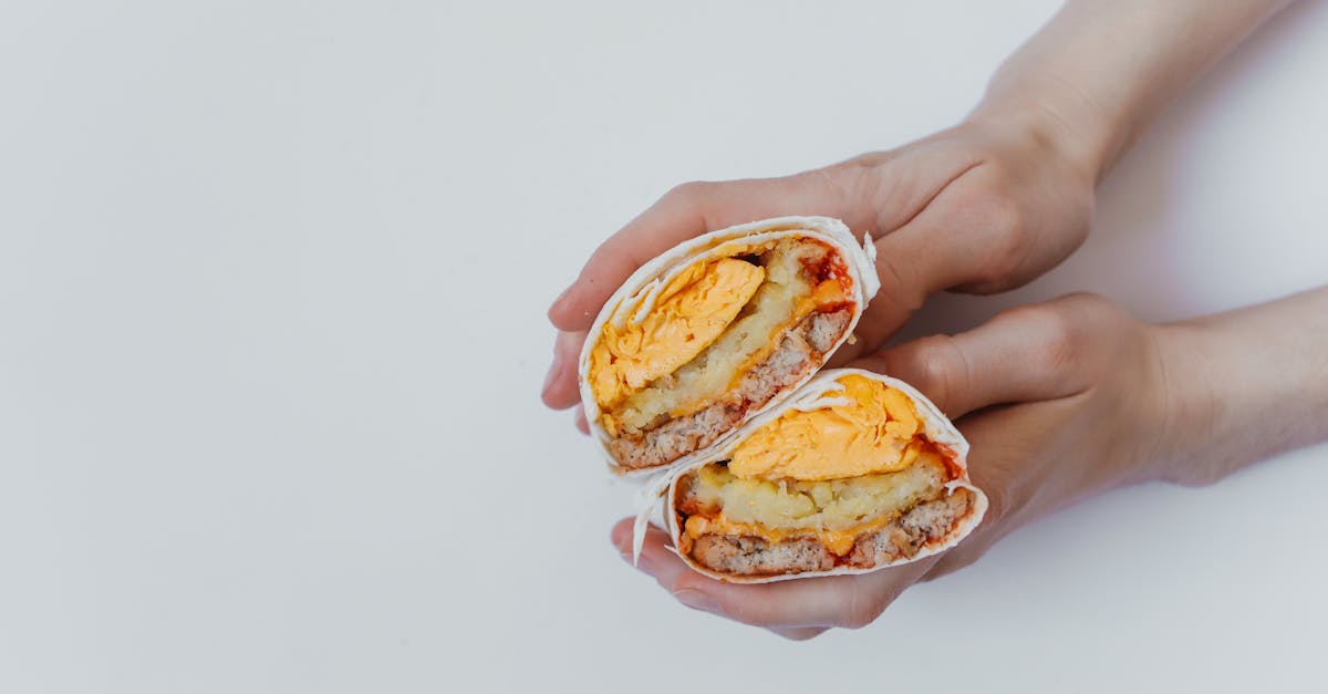 découvrez la recette simple et savoureuse de la cheese tortilla : une tortilla bien dorée, garnie de fromage fondant, idéale pour un repas rapide ou un apéritif gourmand.