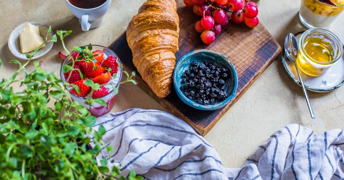 découvrez tout ce qu'il faut savoir sur le jam : ses origines, ses différentes variétés, ses bienfaits et des conseils pour bien choisir ou préparer ce délicieux produit sucré.