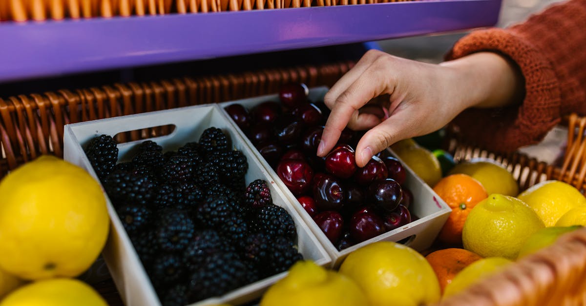 découvrez la tarte meringuée à l'orange : une pâte croustillante, une crème d'orange acidulée et une meringue légère. un dessert raffiné alliant douceur et fraîcheur, parfait pour impressionner vos invités !