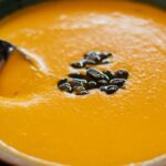 découvrez des recettes de soupe faciles et savoureuses pour réchauffer vos repas. idées variées, astuces de préparation et conseils pour réussir toutes vos soupes maison.