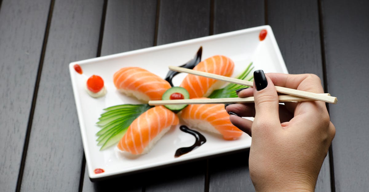 découvrez comment préparer un riz à sushi parfait, collant et savoureux, grâce à nos astuces faciles et rapides. idéal pour réussir vos sushis maison !