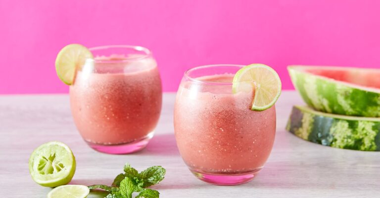 découvrez une recette rafraîchissante de smoothie à la pastèque, idéale pour l'été ! facile à préparer, frais et sain, ce smoothie est parfait pour se désaltérer en toute légèreté.