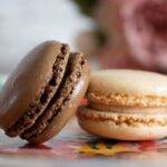 Photos gratuites de #intérieur, assiette colorée, biscuits