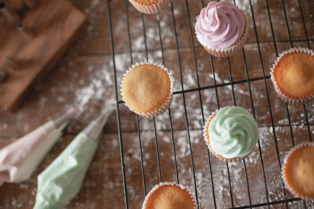 Photos gratuites de accessoires de pâtisserie, aliments, art culinaire